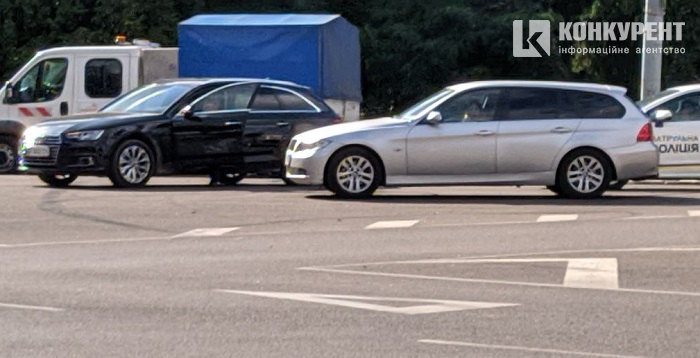Водійка «бехи» стала перешкодою: деталі аварії на кільці у Луцьку